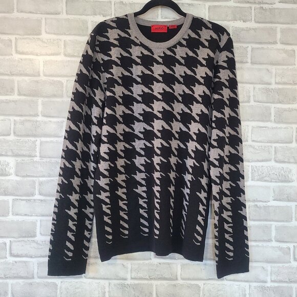Hugo Boss Virgin Wool Houndstooth Sweater Black Gray Fade Medium - Picture 1 of 9